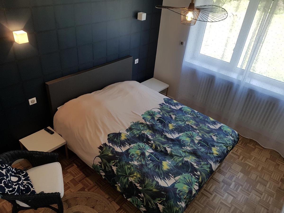 La Belle Jaune- Bed And Breakfast Moulins-les-Metz Exterior photo